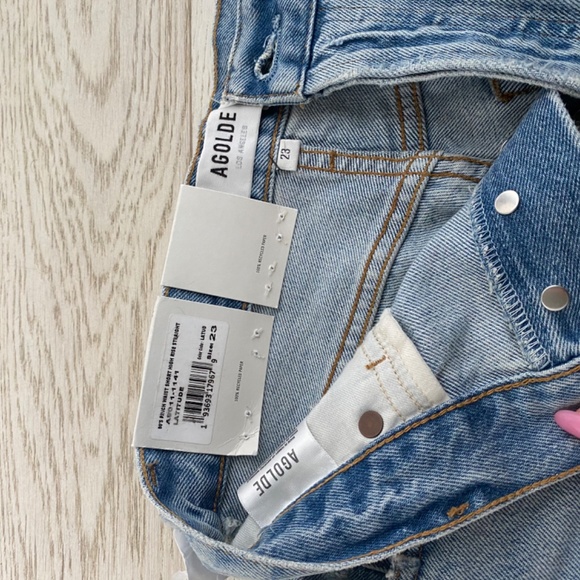 Agolde 90’s Pinch Shorts - Picture 2 of 4